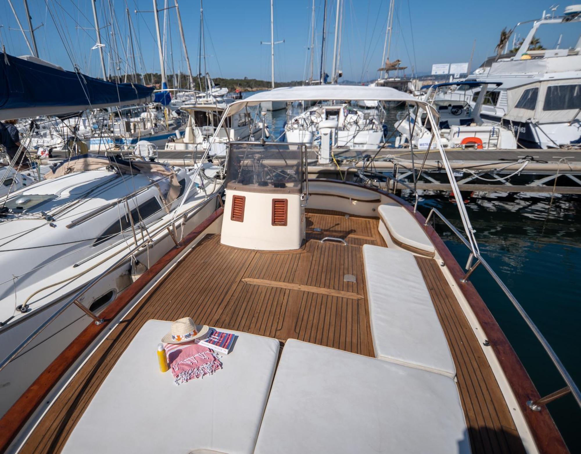 Hebergements Bateaux A Quai Porquerolles Phòng bức ảnh